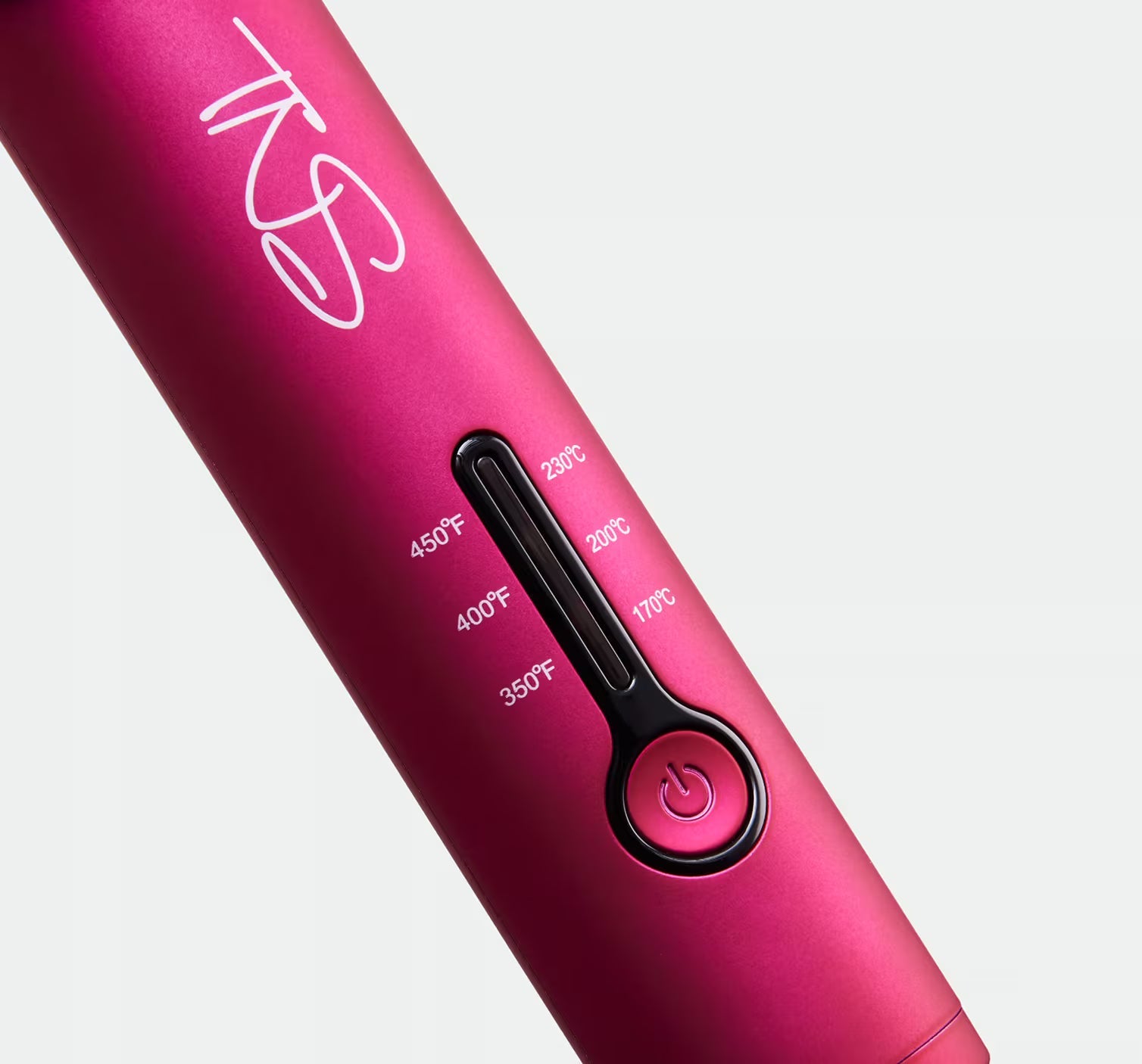 Lightweight TNS styling tool in a studio setting