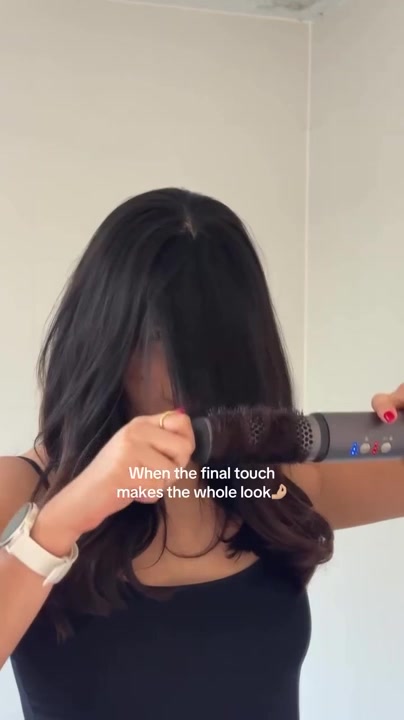 Finishing touches on a routine blowout with the TNS SuperStyler